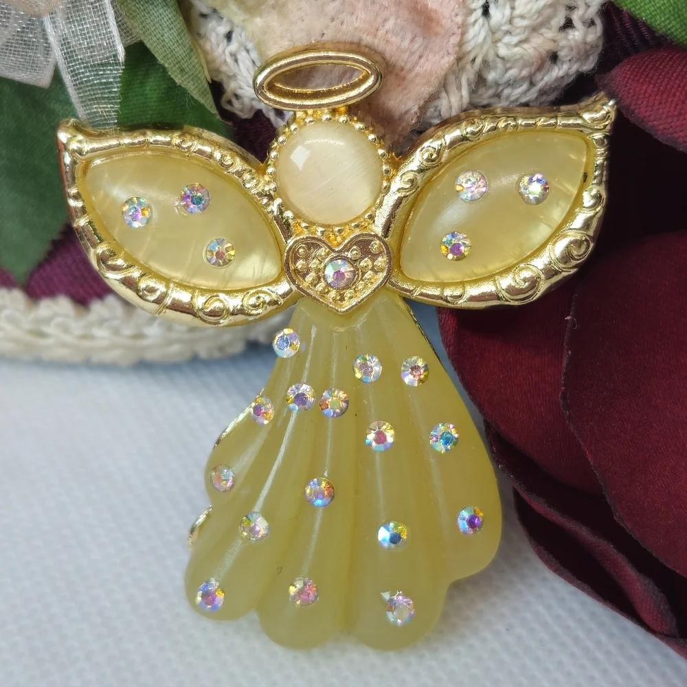 Vintage Kenneth Cole Guardian Angel Brooch Cats Eye & Lucite Aurora Borealis AB